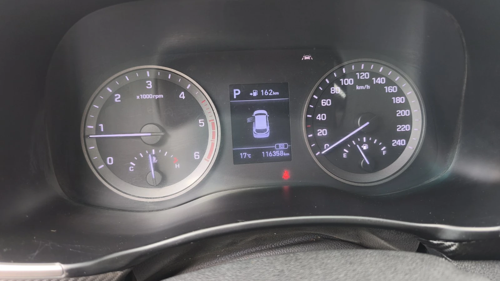 Hyundai Tucson, снимка 8 - Автомобили и джипове - 54961415