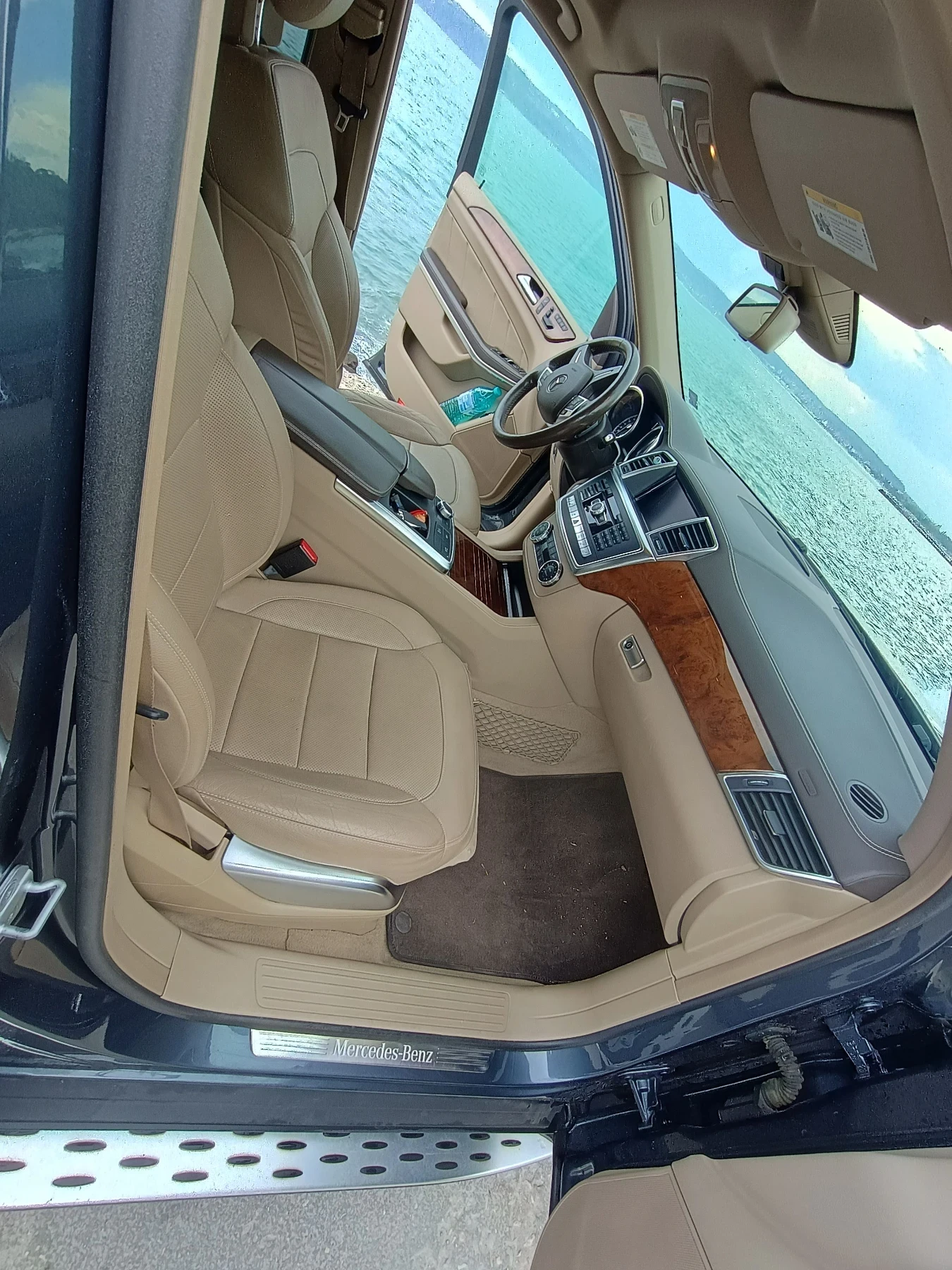 Mercedes-Benz GL 550 AMG, снимка 12 - Автомобили и джипове - 55830027
