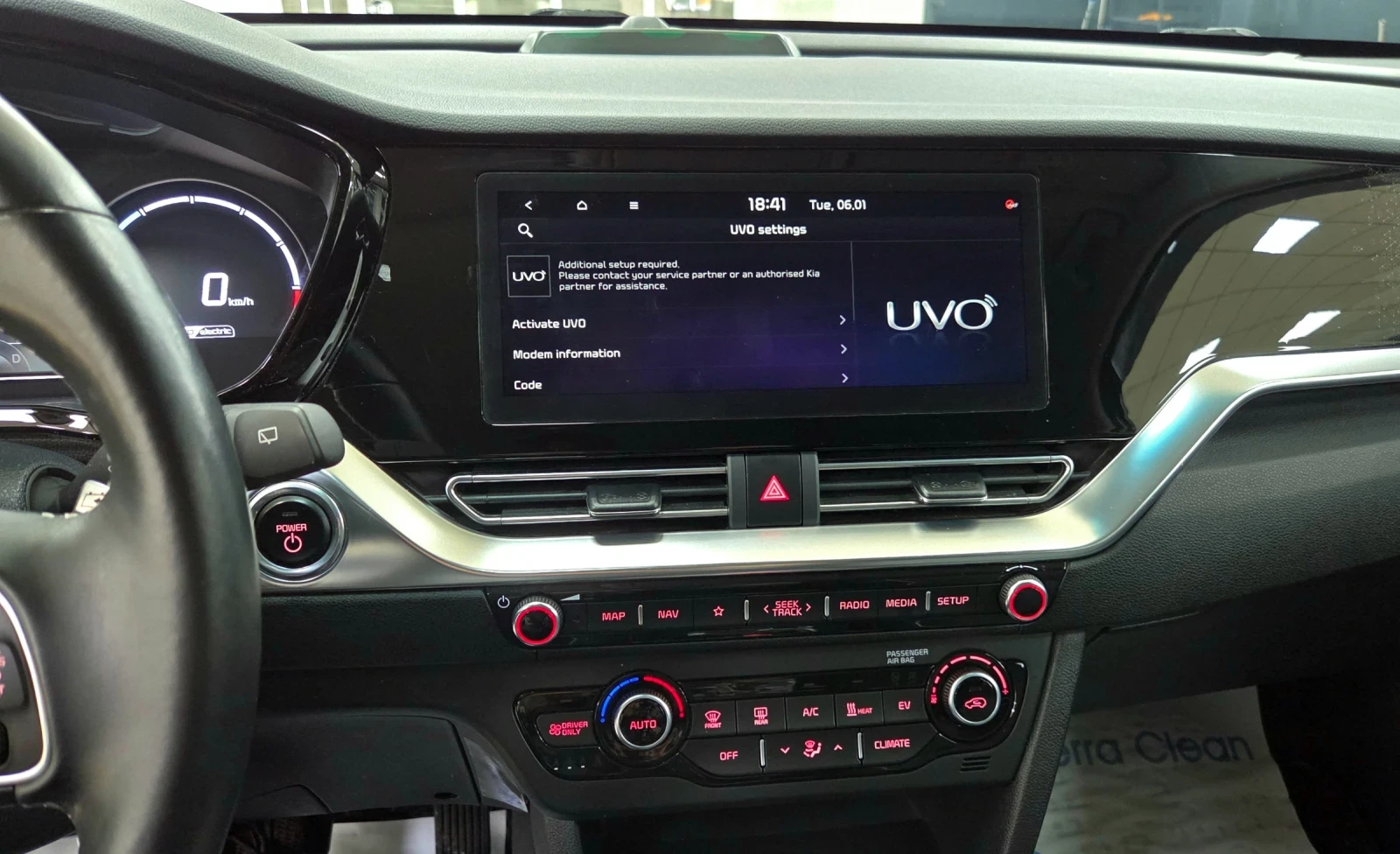 Kia Niro В гаранция/Сервизна КНИЖКА, снимка 11 - Автомобили и джипове - 56223883