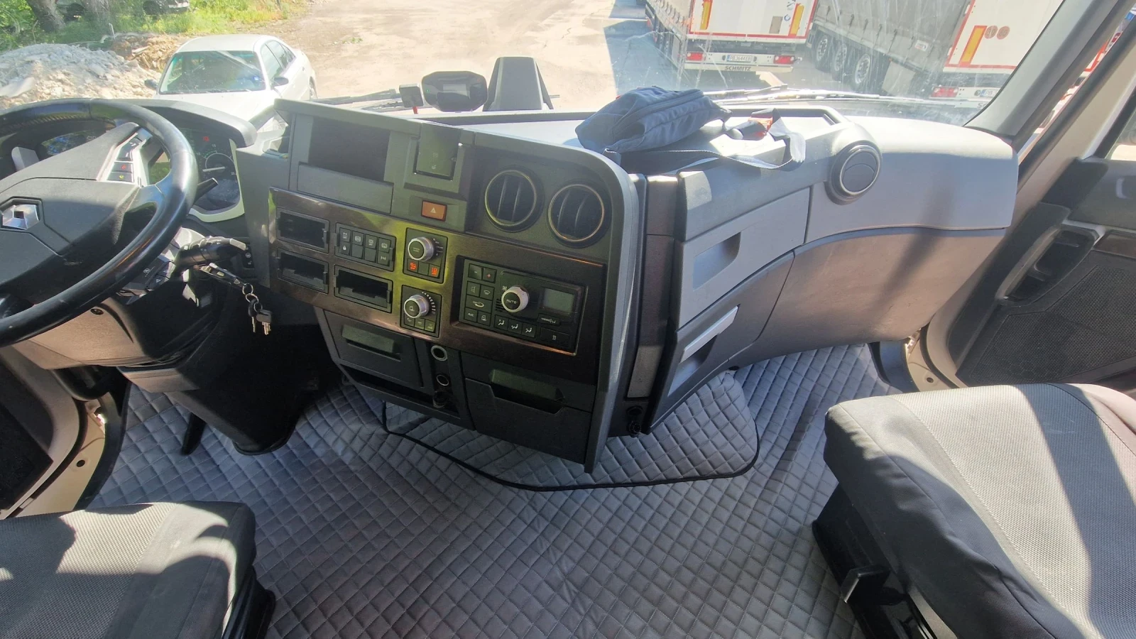 Renault T, снимка 8 - Камиони - 54548648