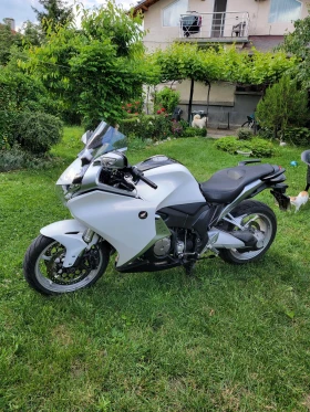 Honda Vfr 1200F, снимка 2
