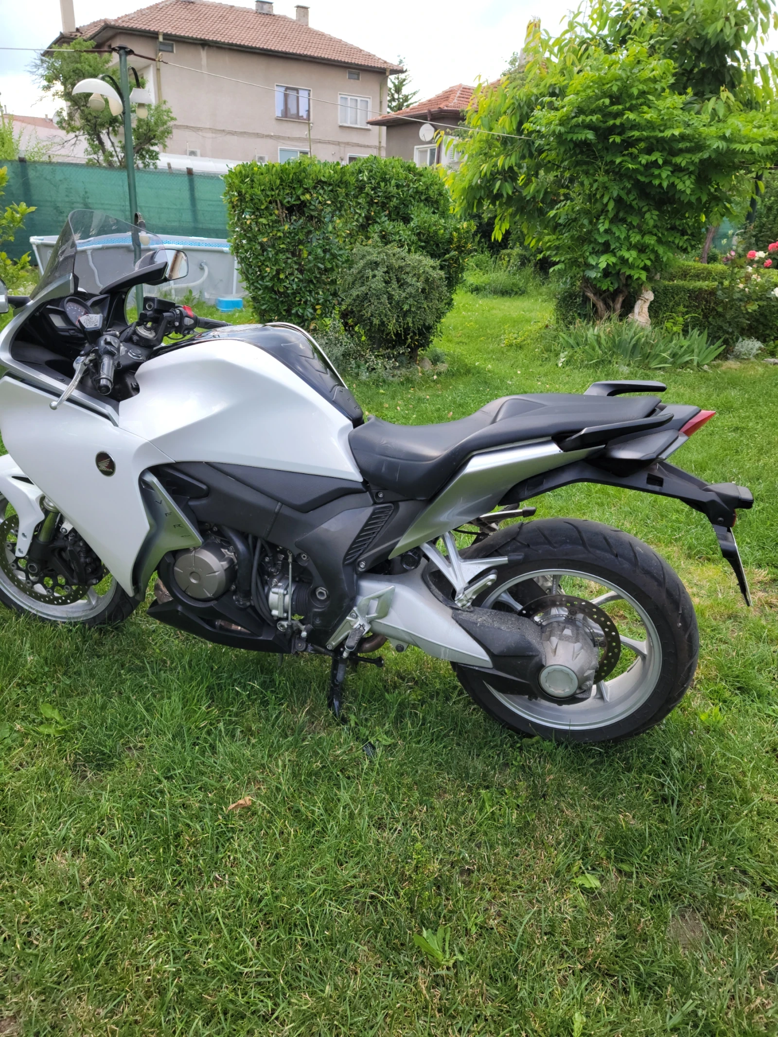 Honda Vfr 1200F, снимка 4 - Мотоциклети и мототехника - 54824880