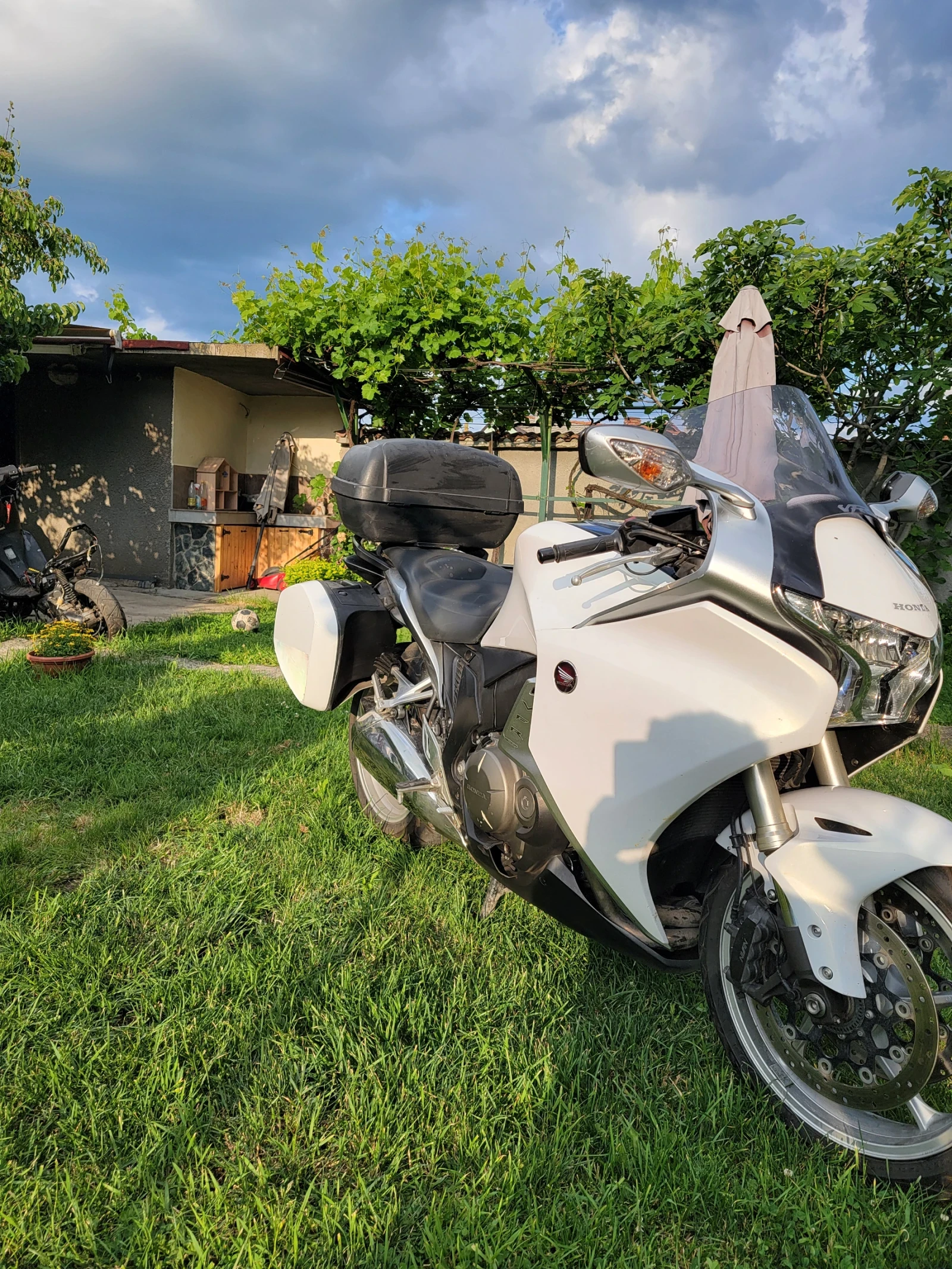 Honda Vfr 1200F, снимка 7 - Мотоциклети и мототехника - 54824880