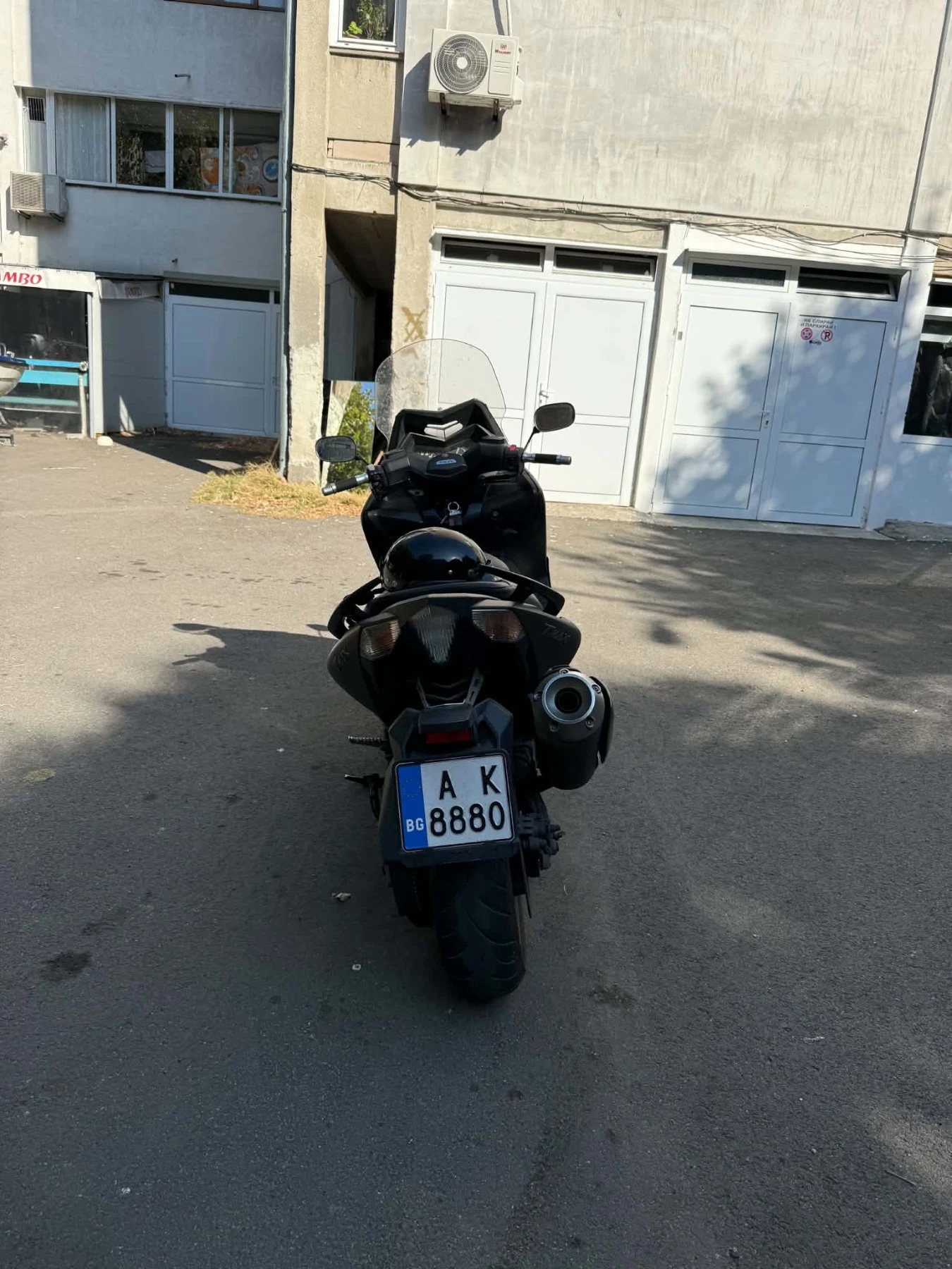 Yamaha T-max