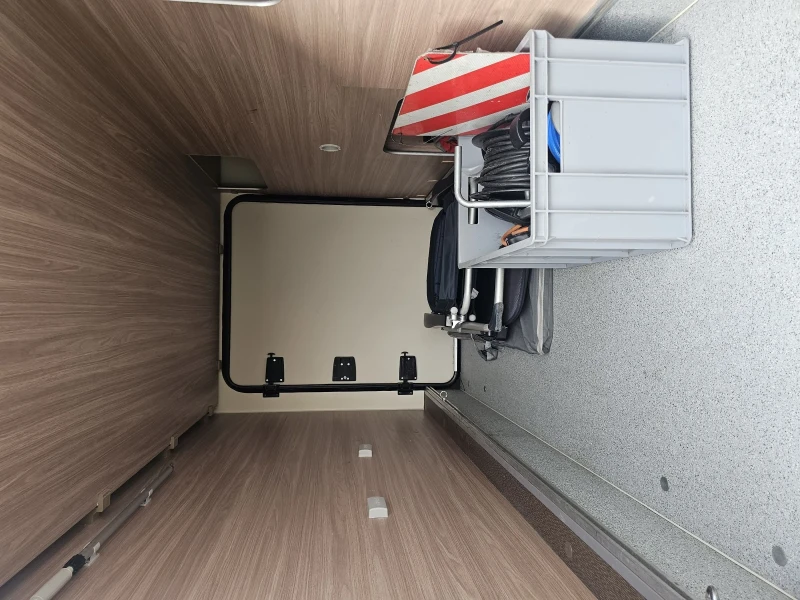 Кемпер Burstner Т729G, снимка 6 - Каравани и кемпери - 53380547