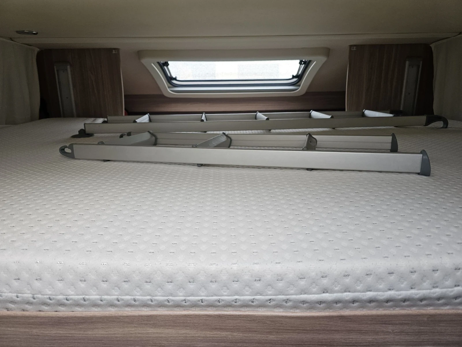 ������ Burstner �729G | Mobile.bg � ����������� 17