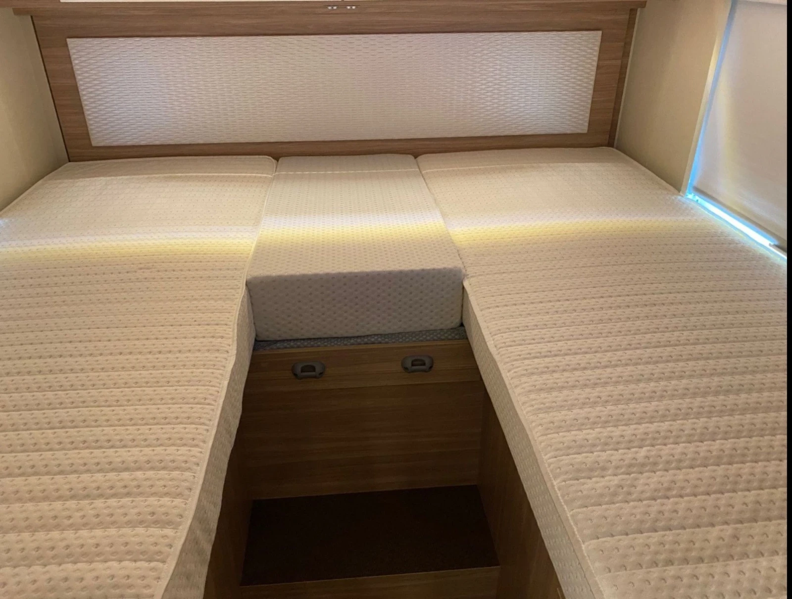 Кемпер Burstner Т729G - изображение 7