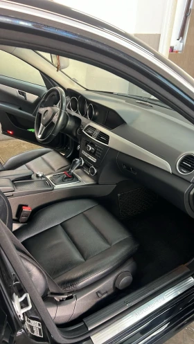 Mercedes-Benz C 200 CGI, снимка 11