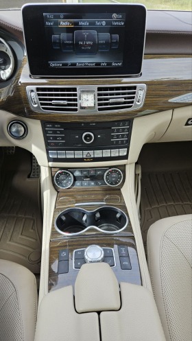 Mercedes-Benz CLS 550 4 Matic AMG, снимка 14