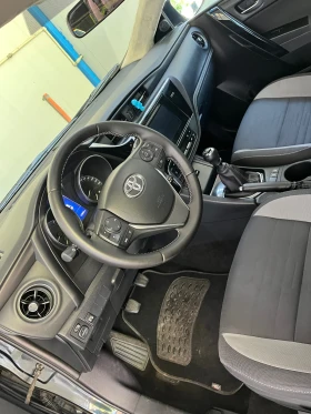 Toyota Auris 2.0 | Mobile.bg    11