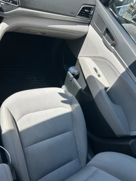 Hyundai Elantra 2.0 /   | Mobile.bg    10
