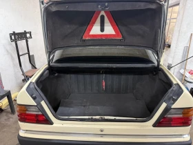 Mercedes-Benz 124 3.0 D, снимка 13