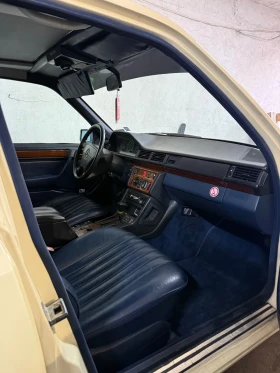 Mercedes-Benz 124 3.0 D, снимка 11