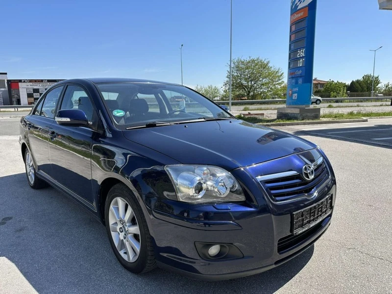 Toyota Avensis 1.8/FACELIFT/KLIMATRONIK, снимка 7 - Автомобили и джипове - 45538621