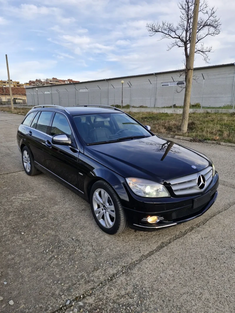 Mercedes-Benz C 220, снимка 1 - Автомобили и джипове - 48393283