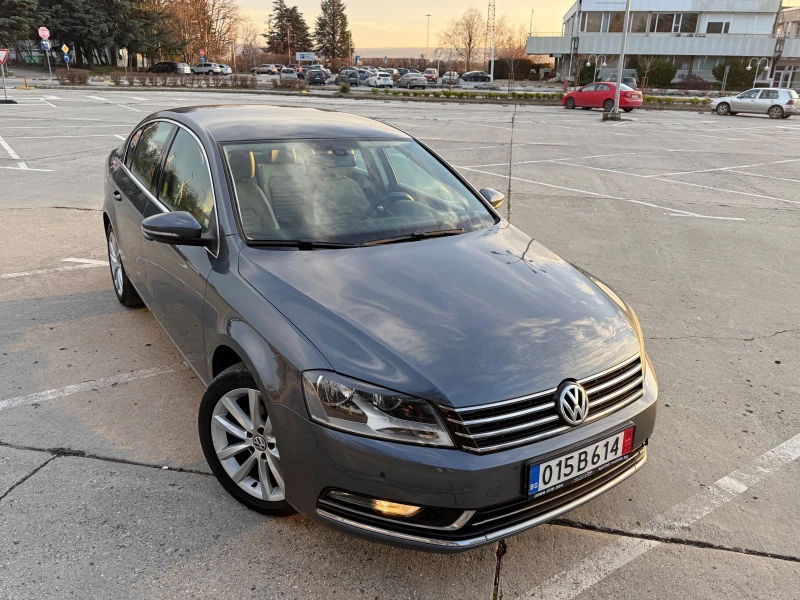 VW Passat 2.0TDI///Sedan///Navi///Кожа+ Алкантара////, снимка 2 - Автомобили и джипове - 48632757