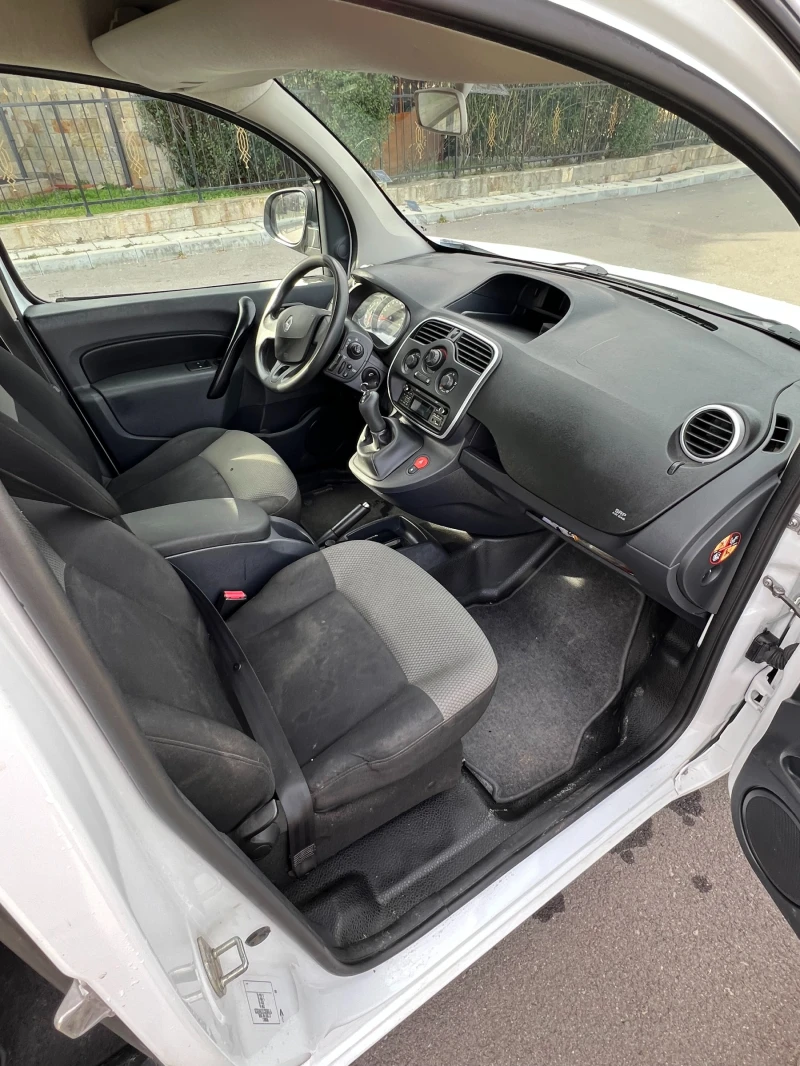 Renault Kangoo, снимка 2 - Автомобили и джипове - 48676835