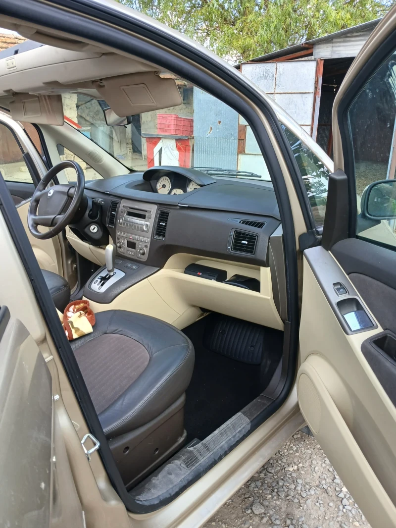 Lancia Musa 1.3D Multijet PLATINO PANORAMA, снимка 13 - Автомобили и джипове - 49532707