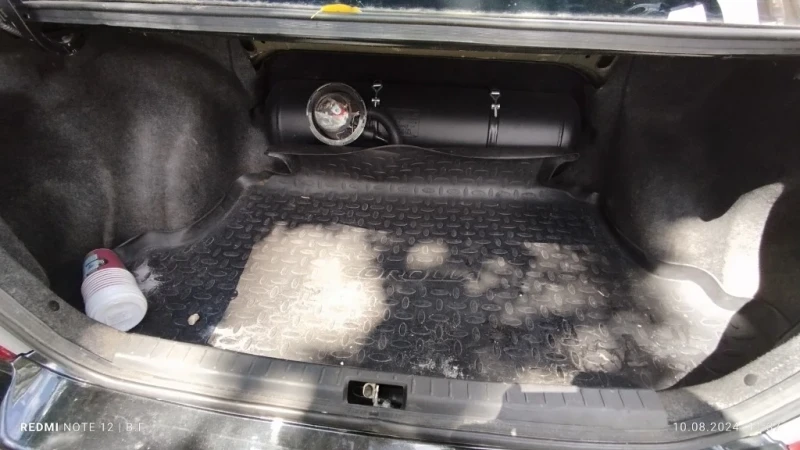 Toyota Corolla 1.4 /16 VVTI, снимка 12 - Автомобили и джипове - 51428639