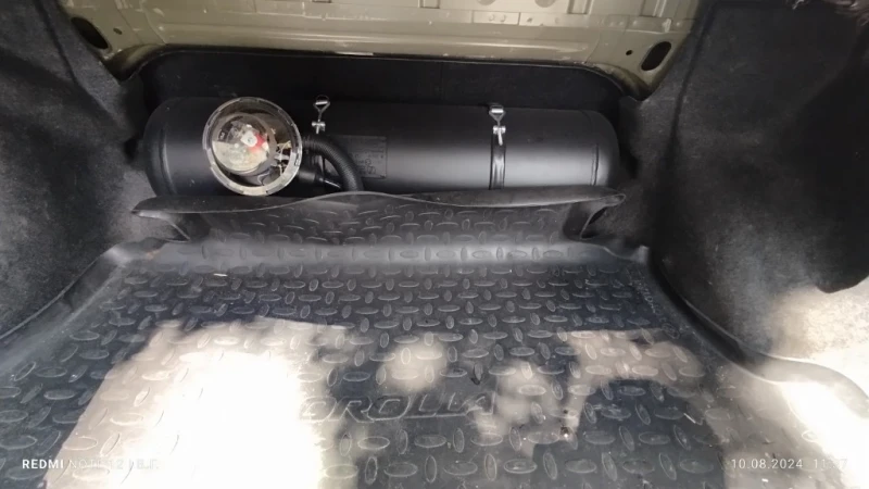 Toyota Corolla 1.4 /16 VVTI, снимка 11 - Автомобили и джипове - 51428639