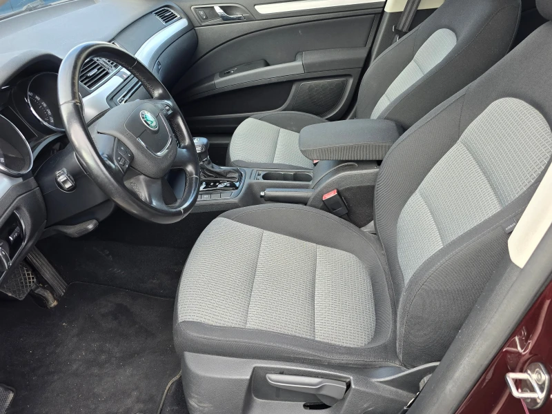 Skoda Superb 1.8i/Авт./109хил.км./Лизинг, снимка 12 - Автомобили и джипове - 52040875