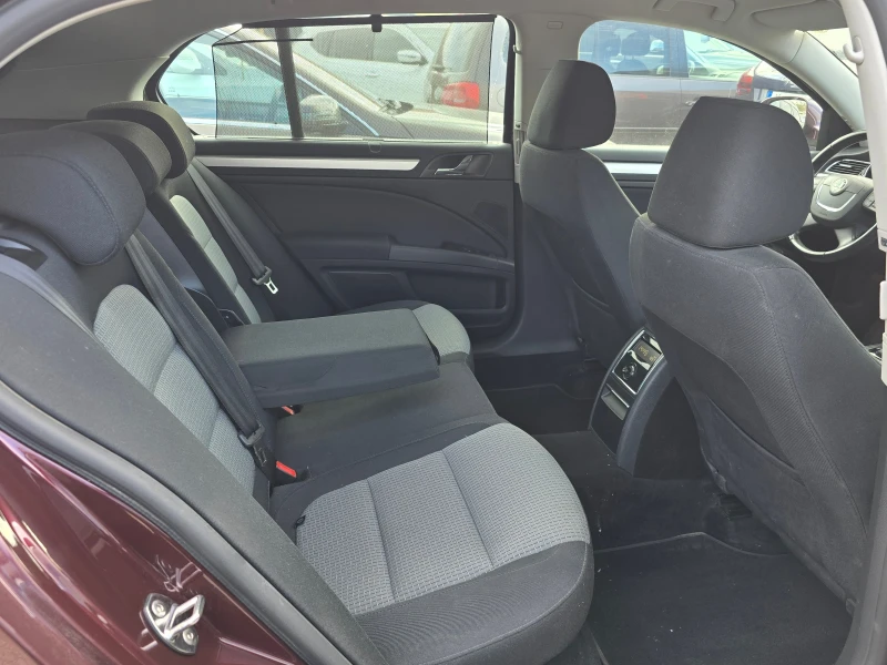 Skoda Superb 1.8i/Авт./109хил.км./Лизинг, снимка 16 - Автомобили и джипове - 52040875