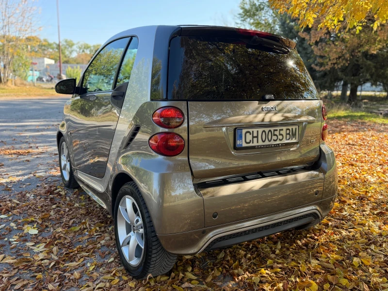 Smart Fortwo CDI/ АВТОМАТИК/ КЛИМАТИК/EURO5B, снимка 14 - Автомобили и джипове - 52158343