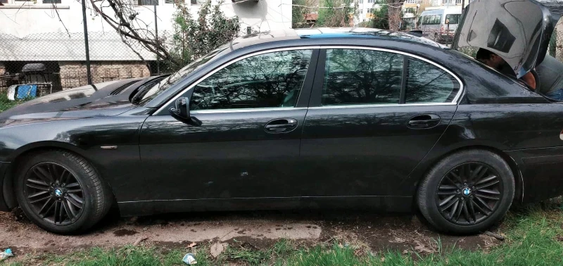 BMW 735, снимка 2 - Автомобили и джипове - 52598304