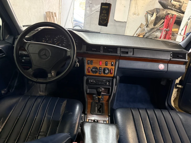 Mercedes-Benz 124 3.0 D, снимка 7 - Автомобили и джипове - 52619565