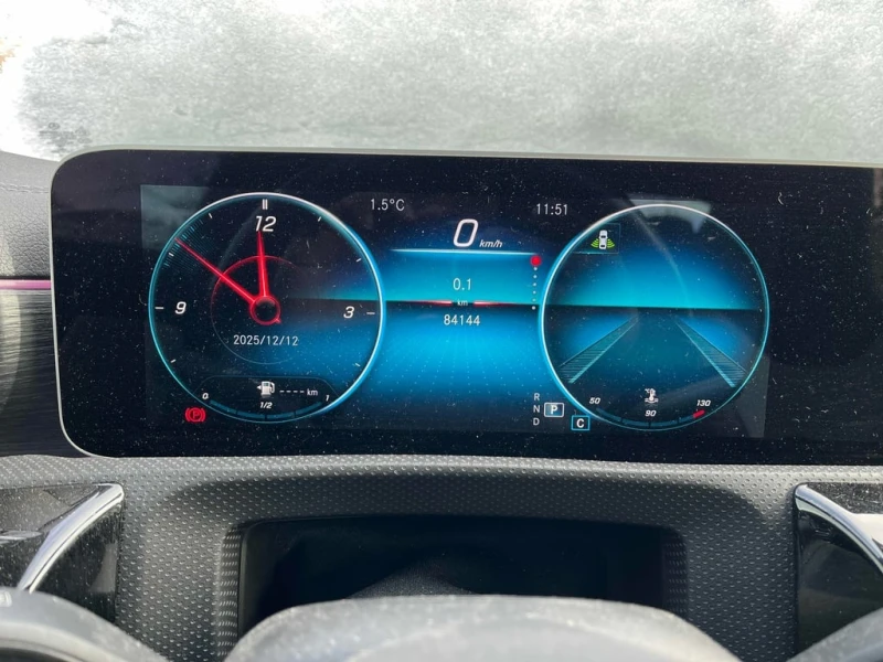 Mercedes-Benz CLA 250 2020 * CARFAX * БЕЗ ПЪРВОНАЧАЛНА ВНОСКА, снимка 8 - Автомобили и джипове - 52775272