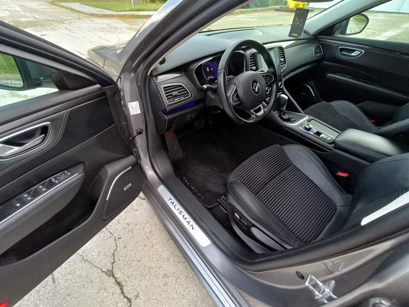 Renault Talisman 2018 1.6 TCe 150, снимка 9 - Автомобили и джипове - 52812532