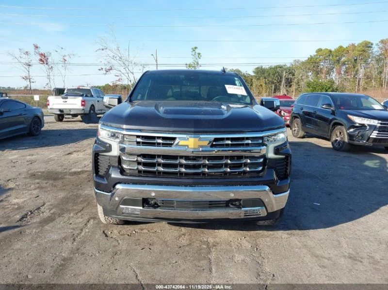 Chevrolet Silverado 6.2L V-8 DI, VVT, 420HP 4X4 Drive, снимка 4 - Автомобили и джипове - 52939873