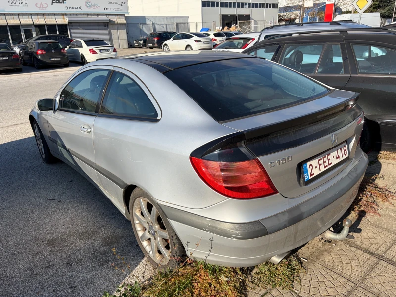 Mercedes-Benz C 180, снимка 4 - Автомобили и джипове - 53244739