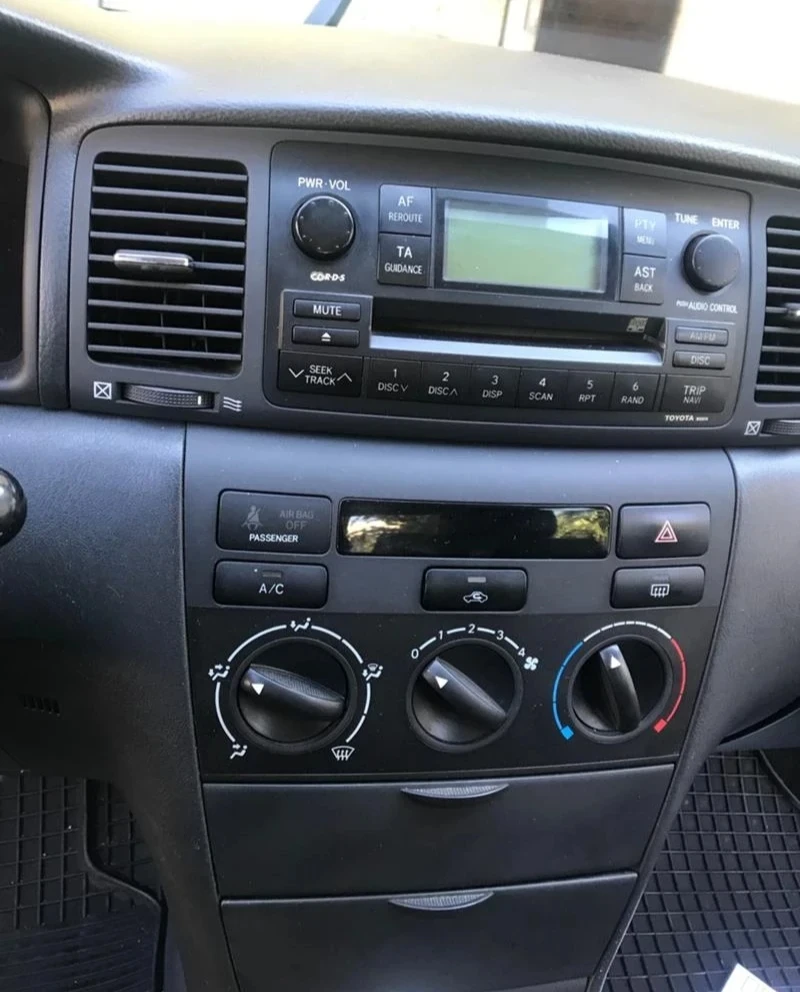 Toyota Corolla 1.4 /16 VVTI - изображение 8