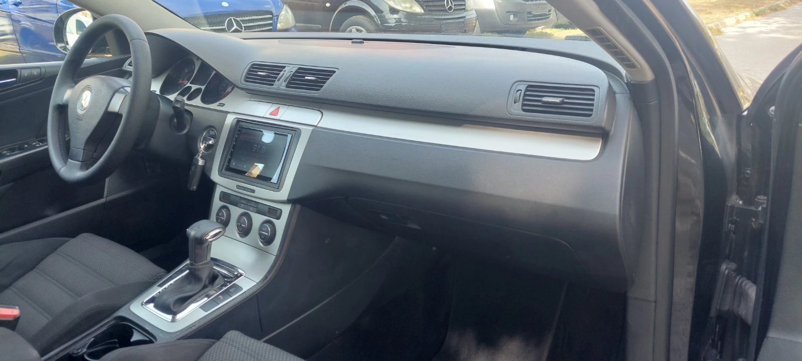 VW Passat 2.0 Tdi DSG | Mobile.bg — изображение 16
