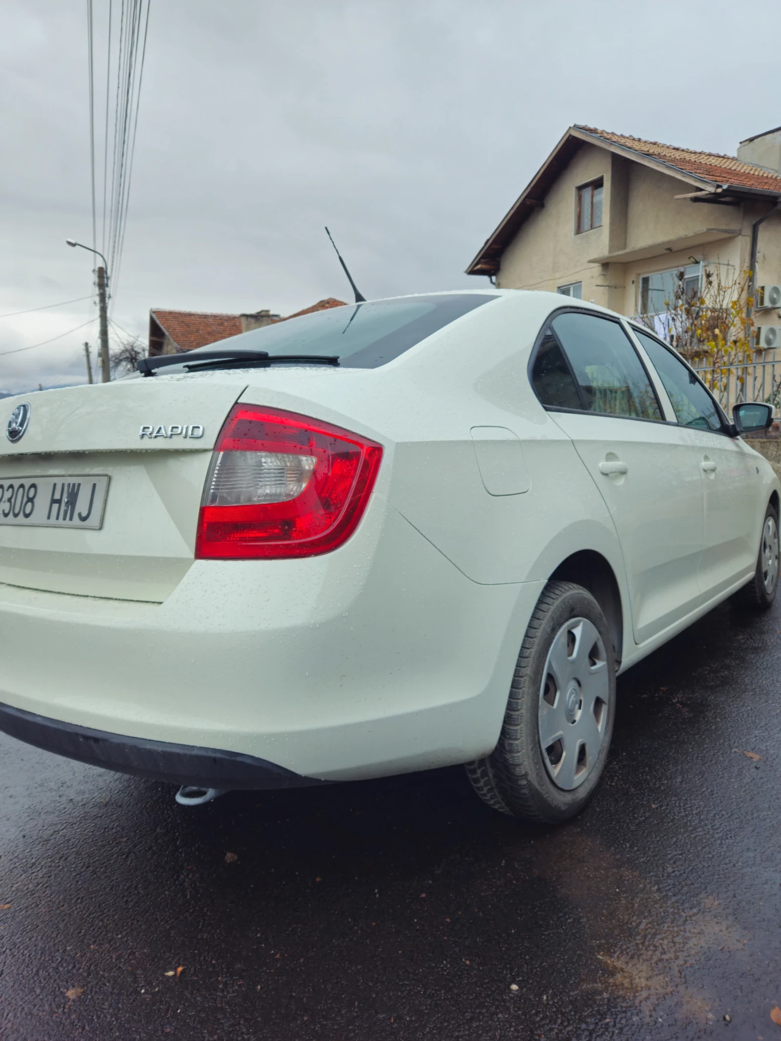 Skoda Rapid 1.6tdi 105cv - изображение 5