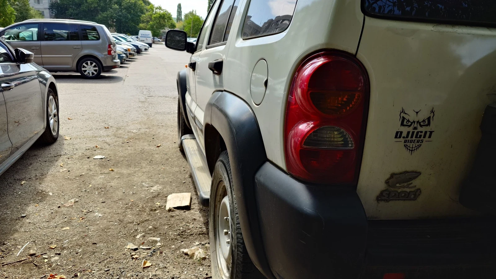 Jeep Cherokee Sport  - изображение 4