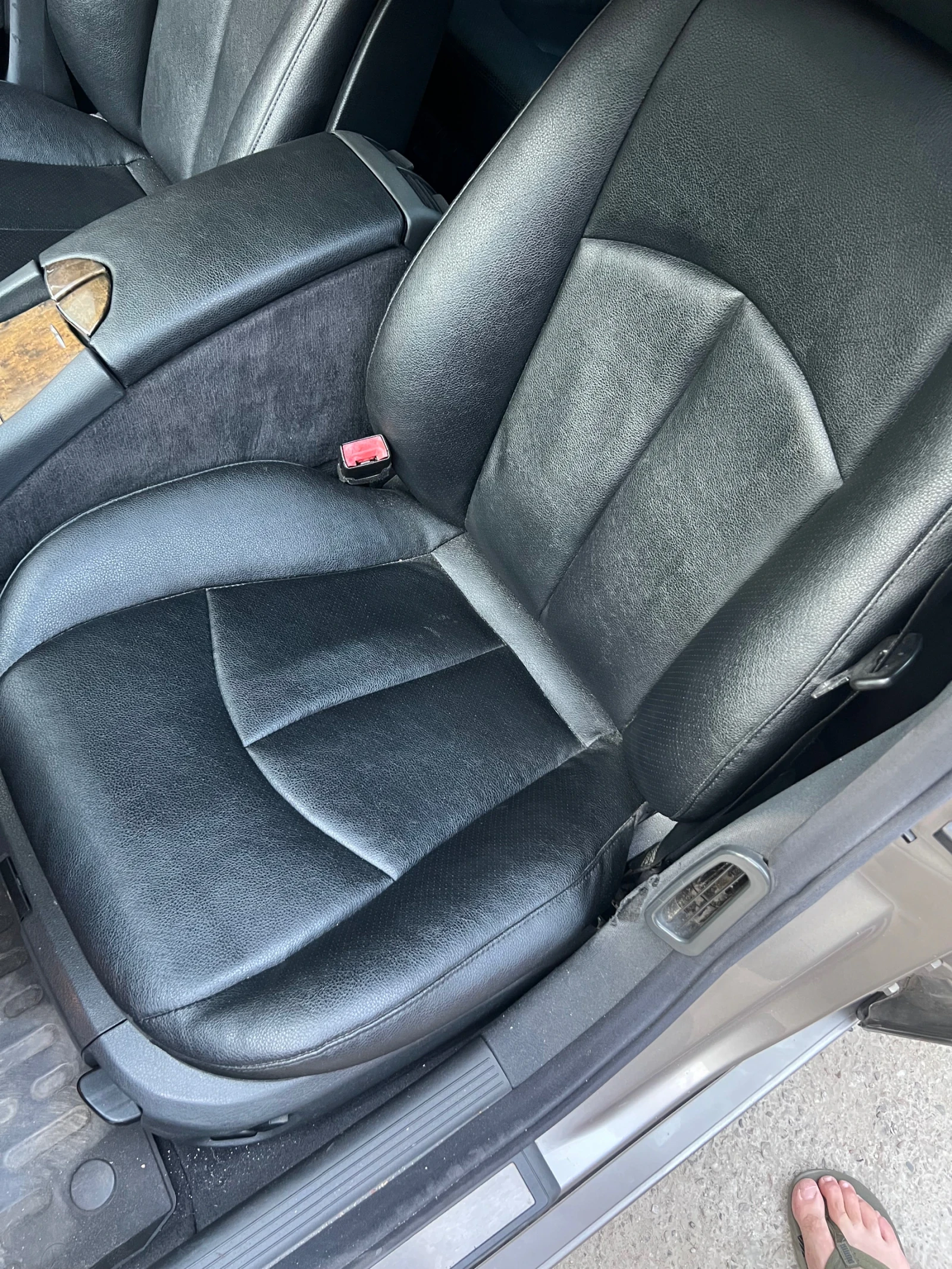 Mercedes-Benz E 320 Mercedes Benz E320 4x4 LPG - изображение 9