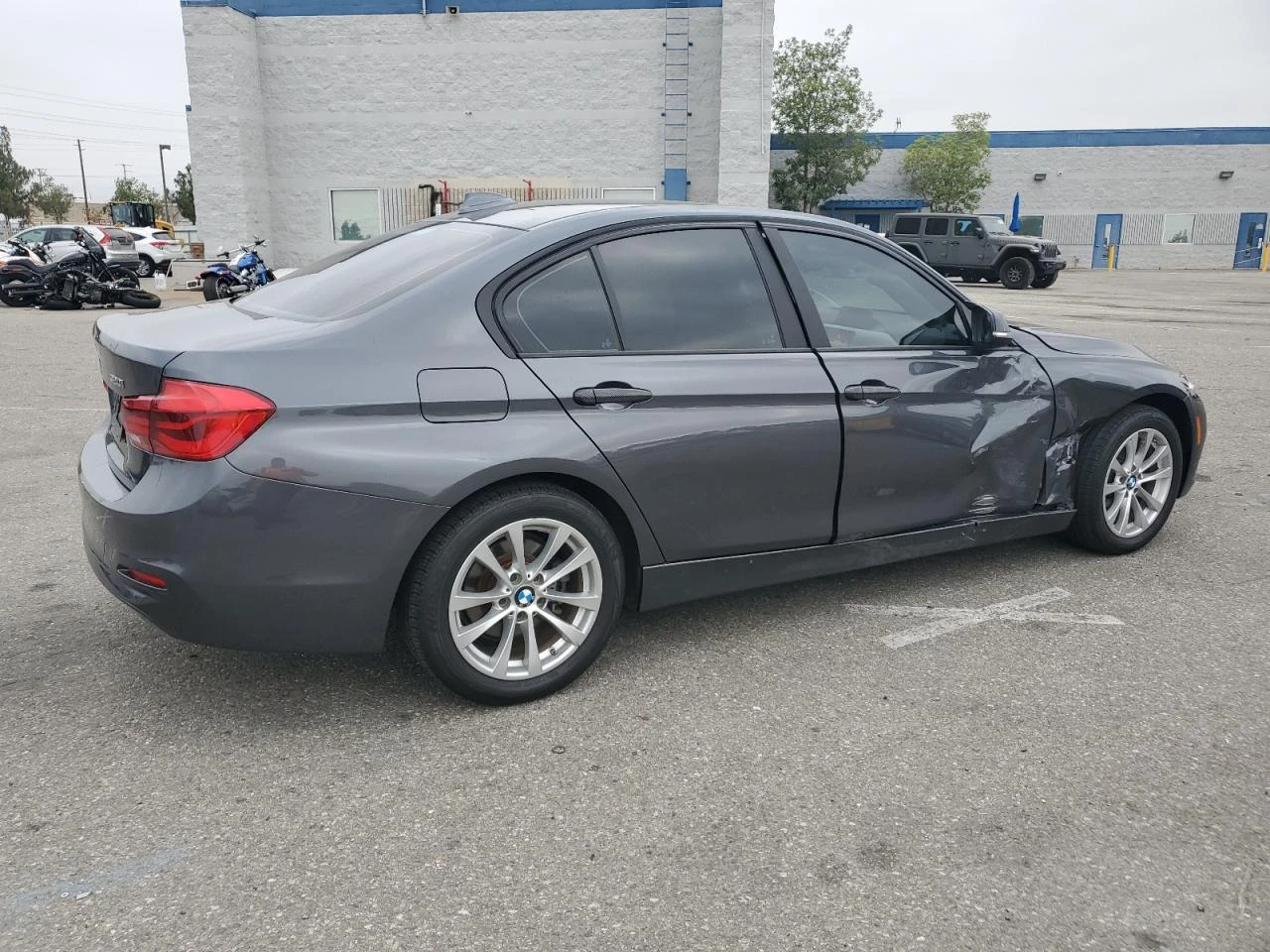 BMW 320 320 I - изображение 3