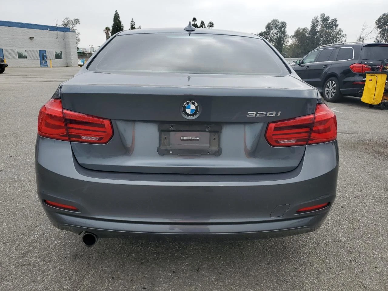 BMW 320 320 I - изображение 6