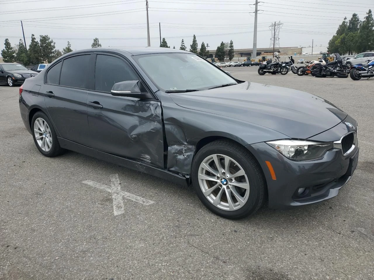 BMW 320 320 I - изображение 4