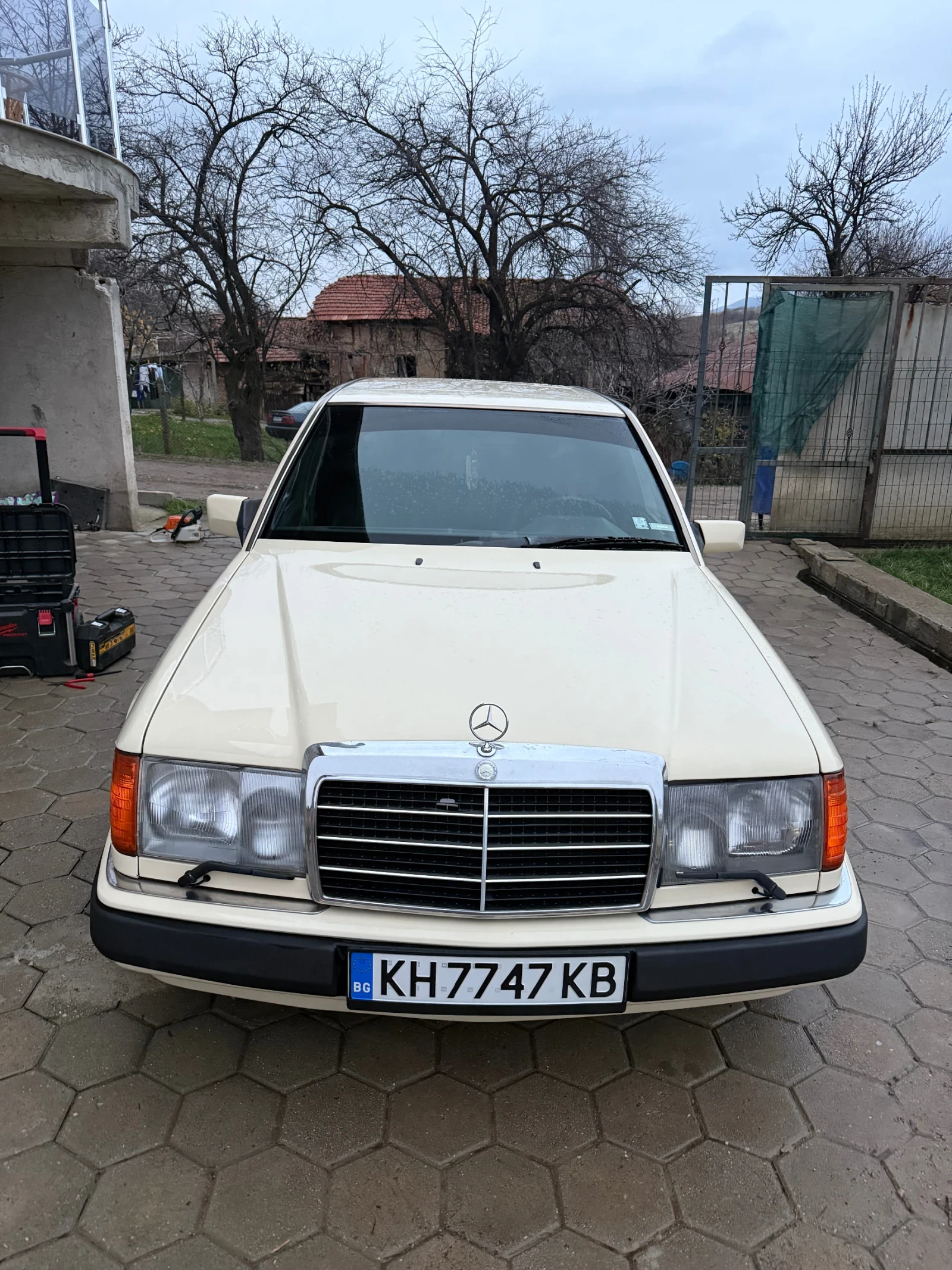 Mercedes-Benz 124 3.0 D | Mobile.bg   3