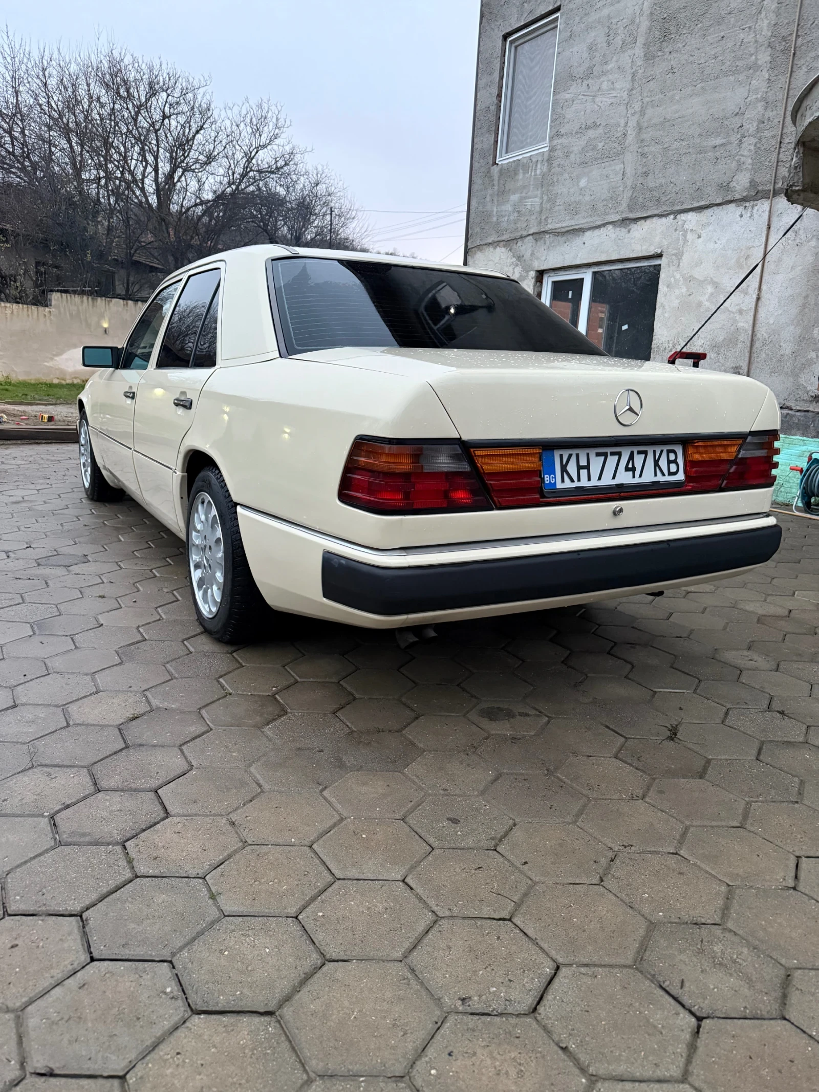Mercedes-Benz 124 3.0 D | Mobile.bg   4