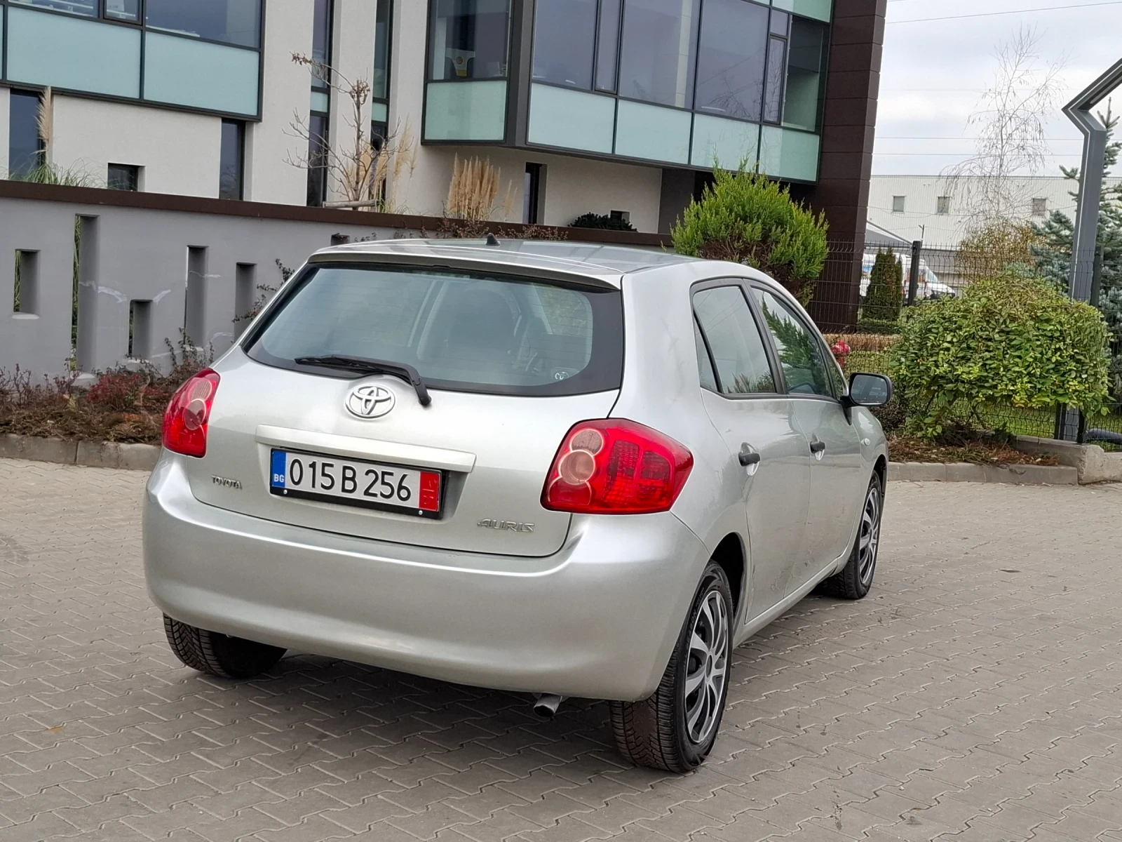 Toyota Auris 1.4VVT-I* (97��)* FACELIFT* * ��� ����* *  | Mobile.bg � ����������� 8
