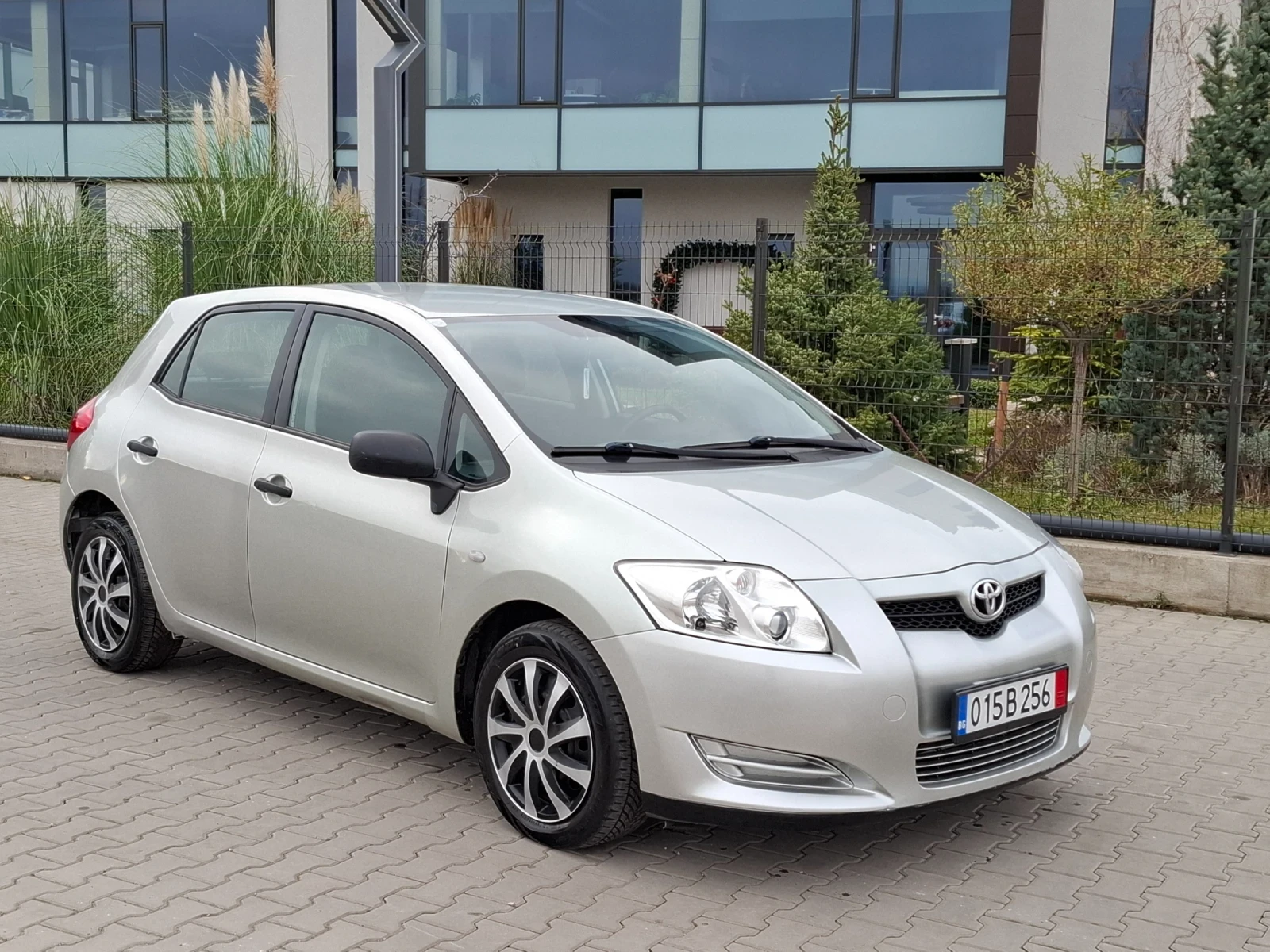 Toyota Auris 1.4VVT-I* (97��)* FACELIFT* * ��� ����* *  | Mobile.bg � ����������� 4
