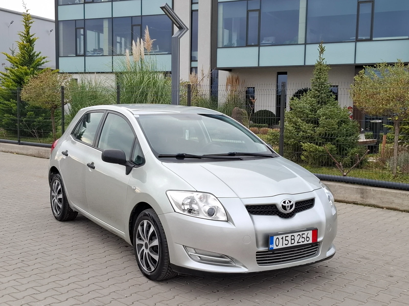 Toyota Auris 1.4VVT-I* (97��)* FACELIFT* * ��� ����* *  | Mobile.bg � ����������� 2
