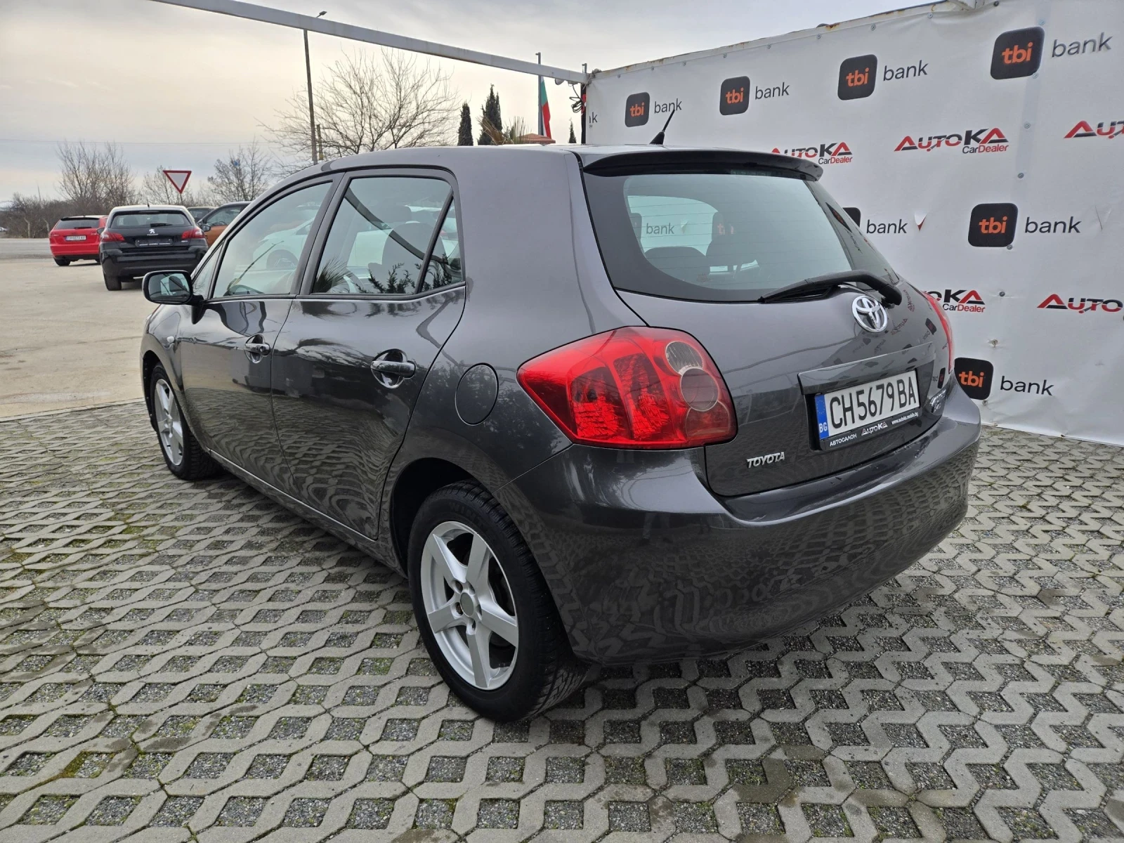 Toyota Auris 2.0D4d-126кс= 6ск= KEYLESS= NAVI= КСЕНОН= КЛИМАТРО - изображение 5