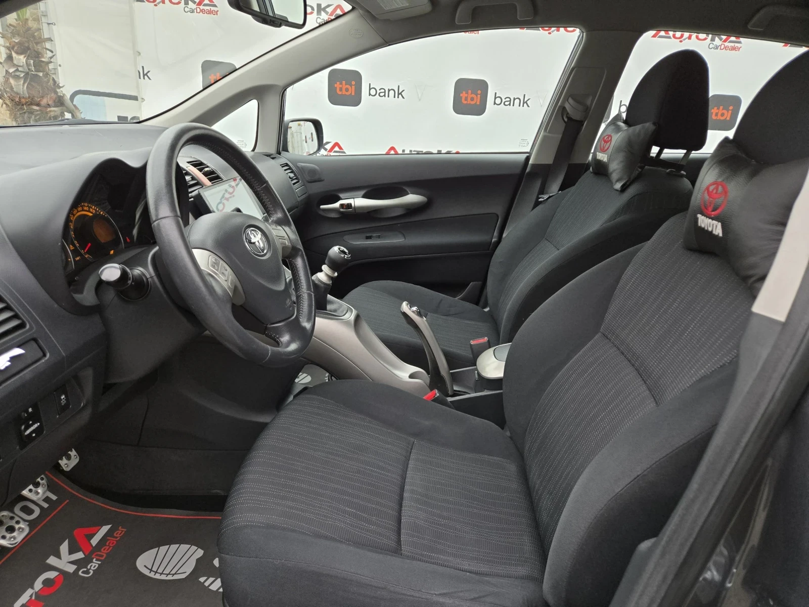 Toyota Auris 2.0D4d-126кс= 6ск= KEYLESS= NAVI= КСЕНОН= КЛИМАТРО - изображение 7