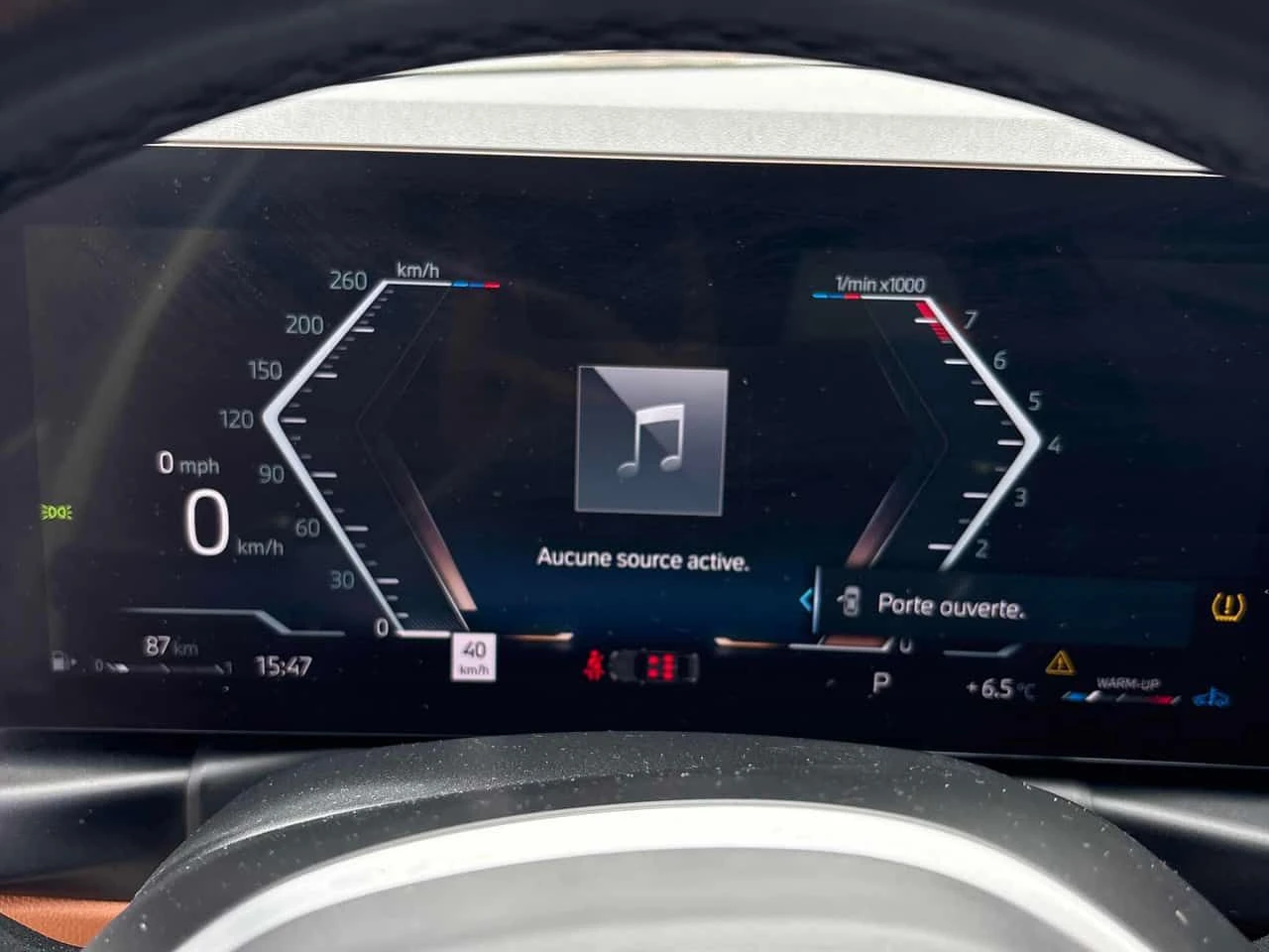 BMW 330 330i xDrive  CARFAX, снимка 8 - Автомобили и джипове - 53916259