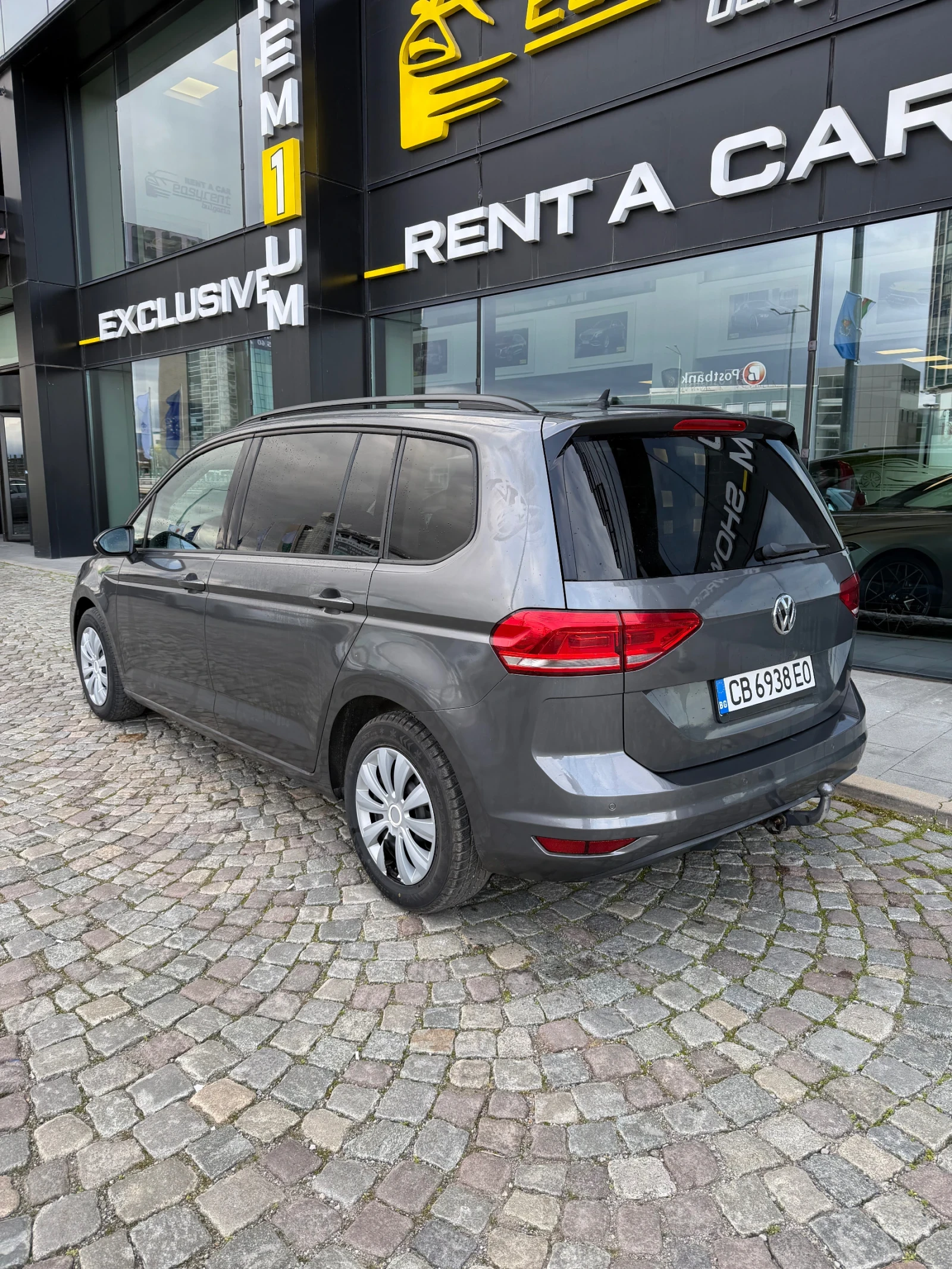 VW Touran 500  месечна цена! Оперативен лизинг!, снимка 3 - Автомобили и джипове - 53942326